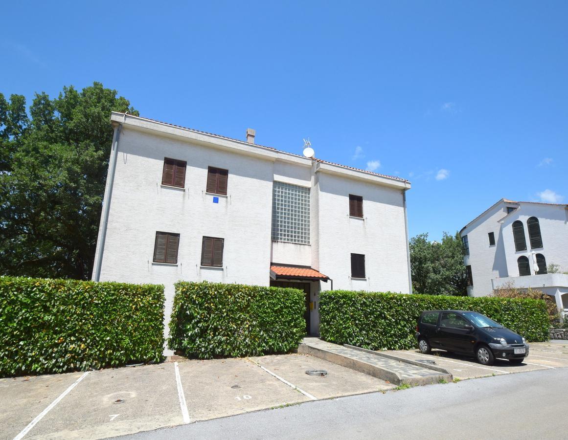 Apartment Ozren Malinska Bagian luar foto