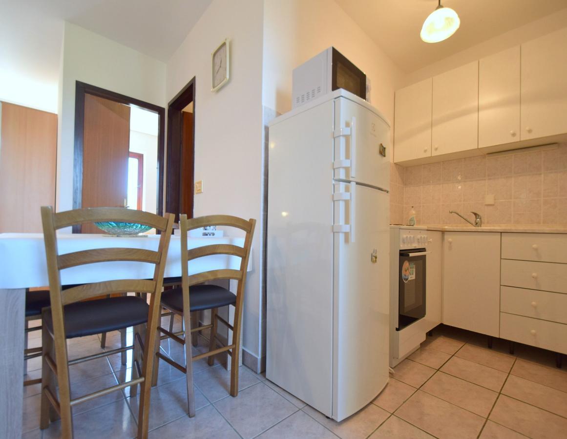 Apartment Ozren Malinska Bagian luar foto